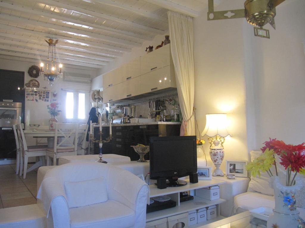 Diles Complex Apartment 오르노스 외부 사진